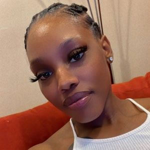 Meet your Posher, Tianna